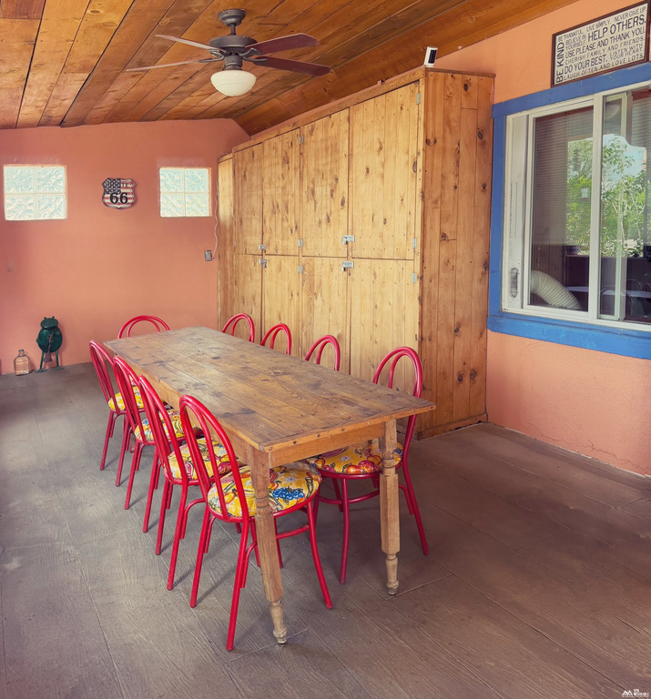 1123 Grand Ave photo 3