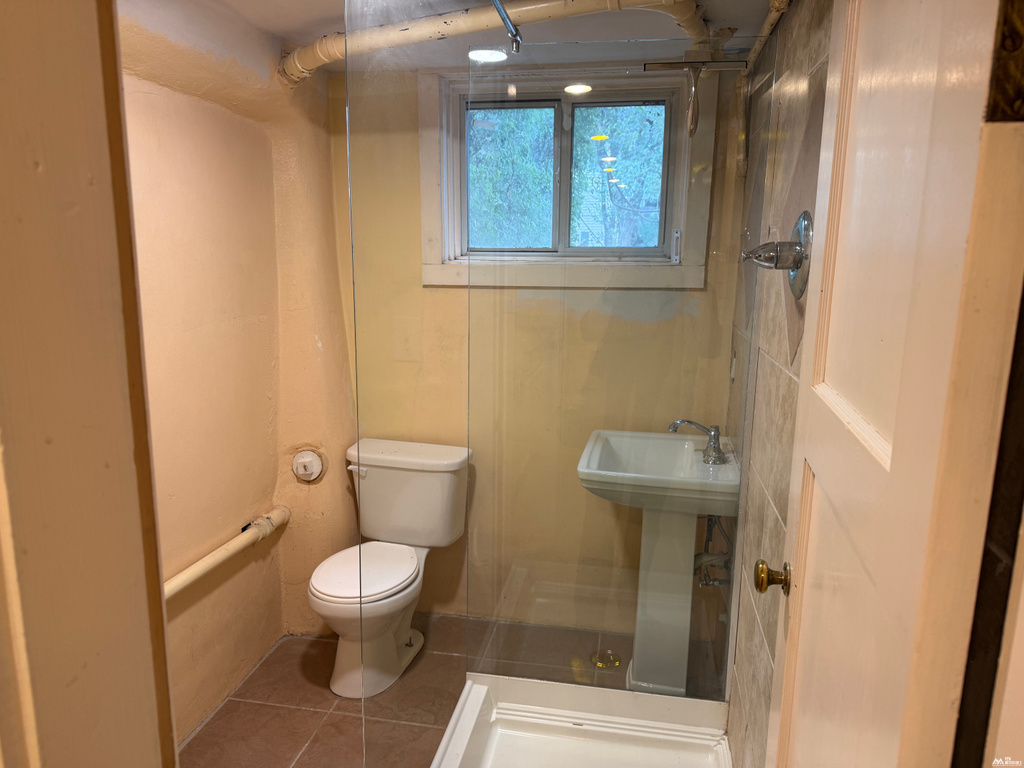 5 bed, 1 bath, 2,942 sq ft home for sale at 1020 Eighth St, Las Vegas, NM — photo 21 of 24