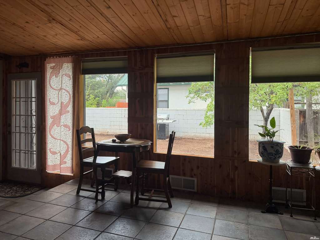 3 bed, 2 bath, 1,700 sq ft, 0.16 acres home for sale at 521 Friedman Ave, Las Vegas, NM — photo 17 of 24
