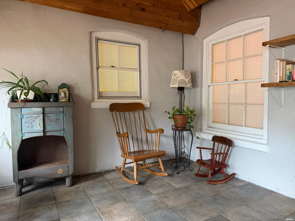 3 bed, 2 bath, 1,700 sq ft, 0.16 acres home for sale at 521 Friedman Ave, Las Vegas, NM — photo 16 of 24