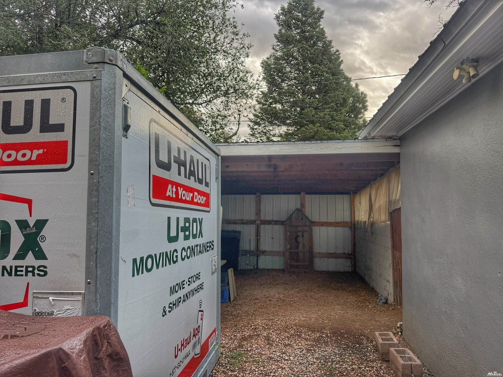 3 bed, 2 bath, 1,700 sq ft, 0.16 acres home for sale at 521 Friedman Ave, Las Vegas, NM — photo 20 of 24