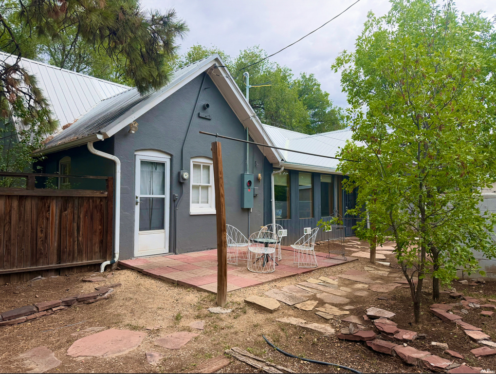 3 bed, 2 bath, 1,700 sq ft, 0.16 acres home for sale at 521 Friedman Ave, Las Vegas, NM — photo 21 of 24