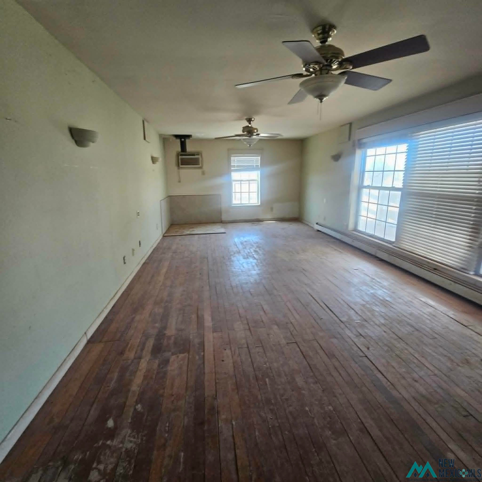 230 W ORCHARD PARK Rd — photo 5