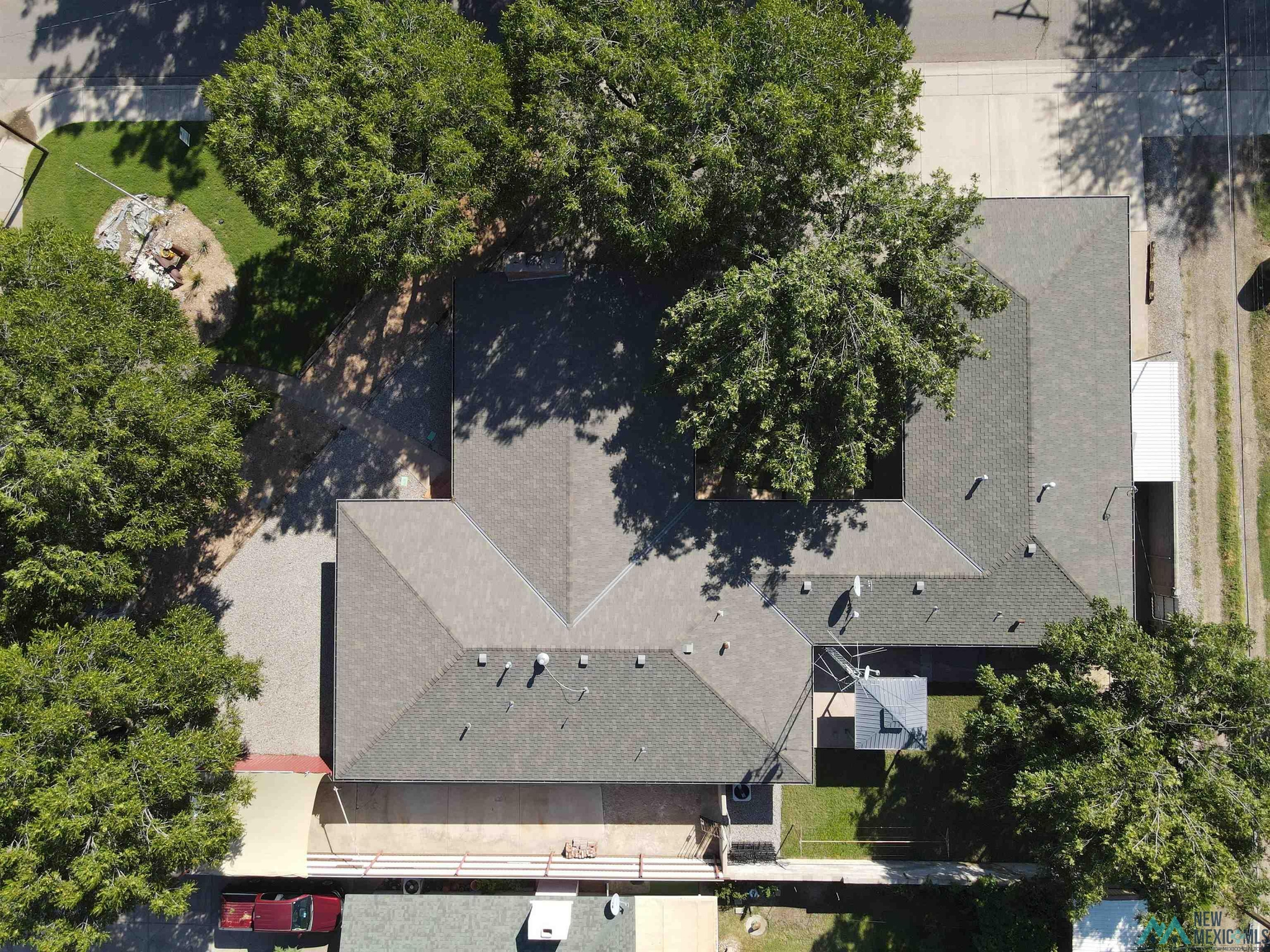 1300 W 4th Street — photo 2