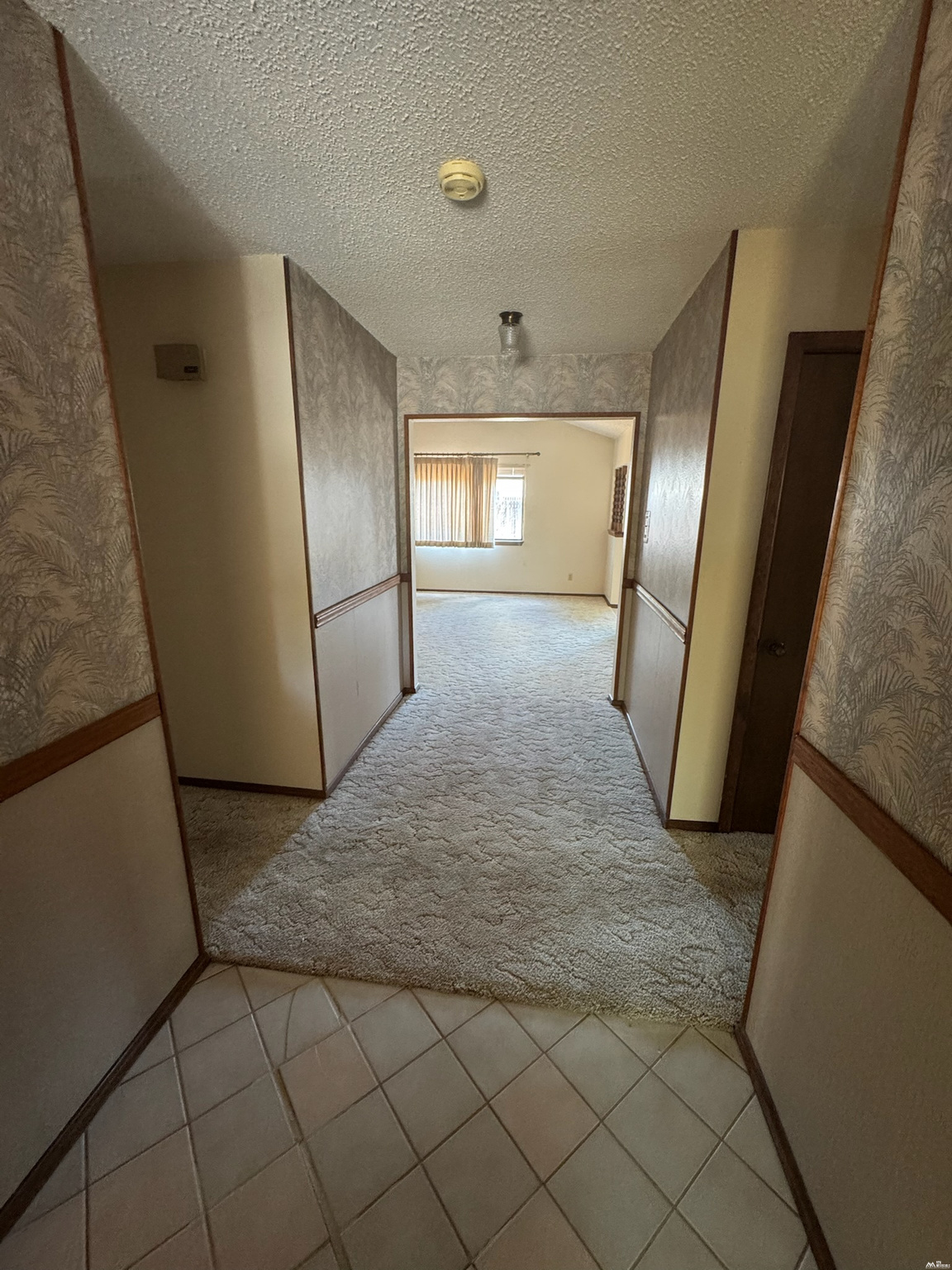 831 AGATE RD — photo 2