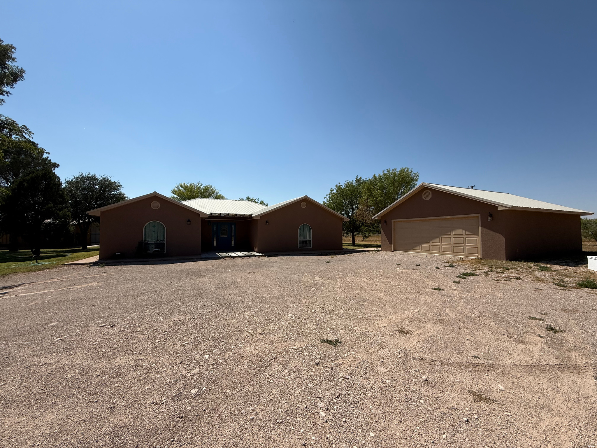 625 N THIRTEENTH RURAL St — photo 2
