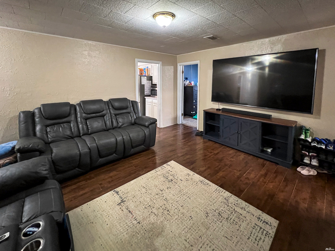 405 FIR AVE — photo 4