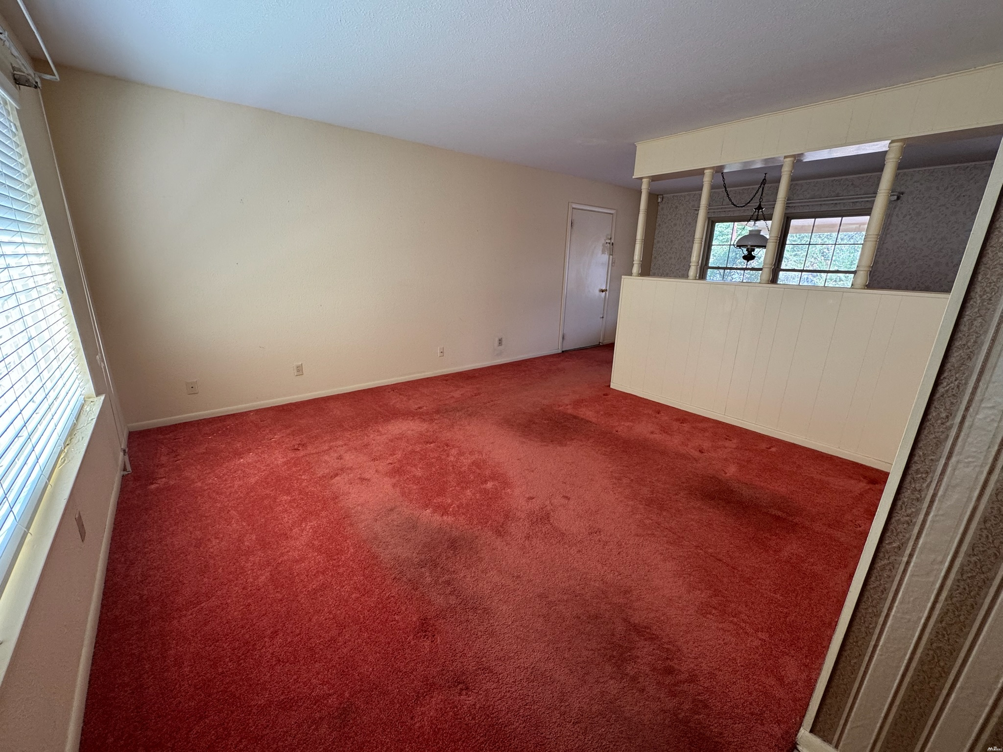 805 DEBORAH Dr — photo 2