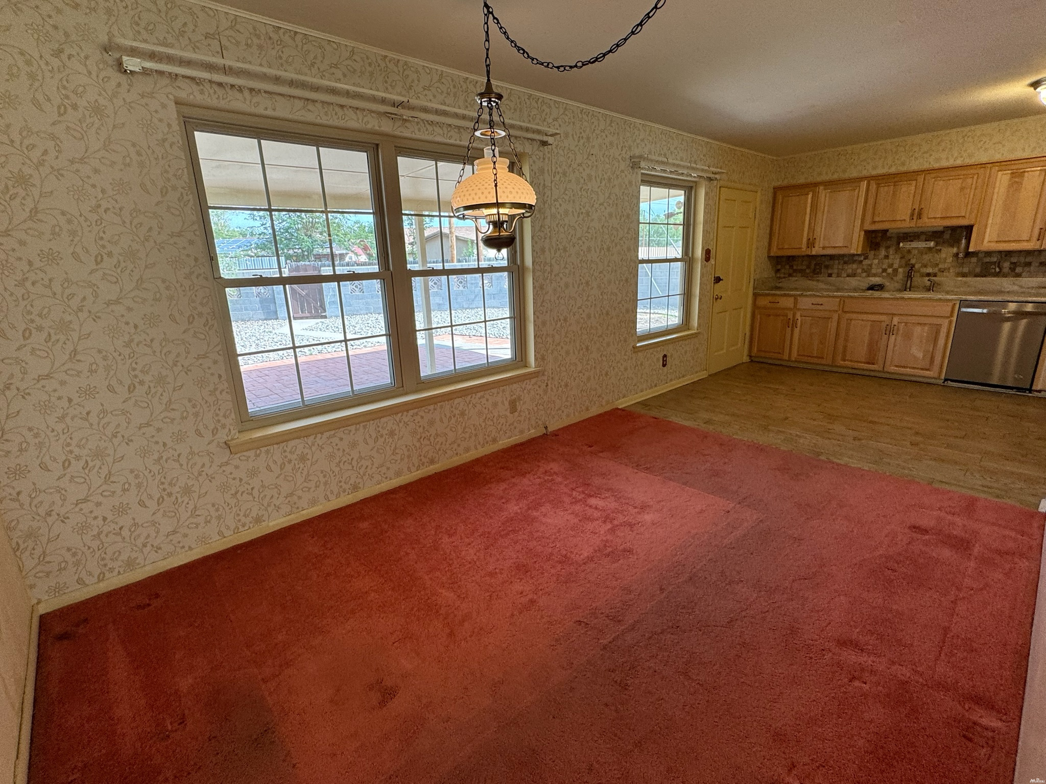 805 DEBORAH Dr — photo 5