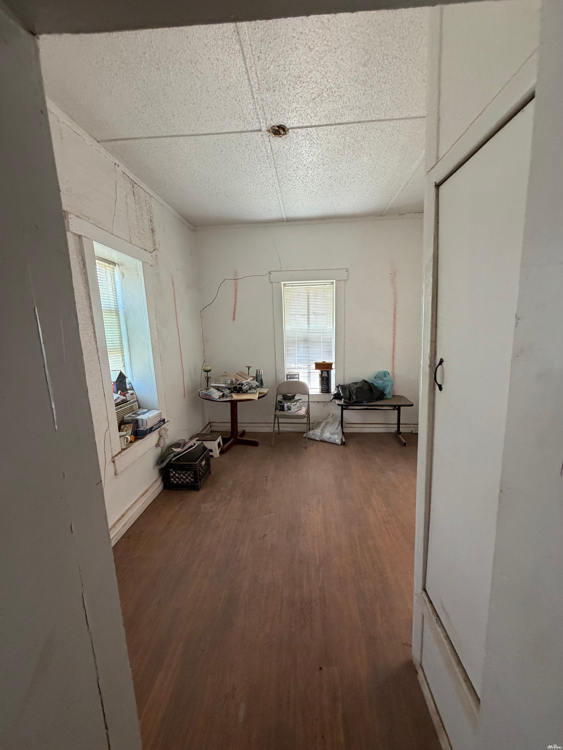 206 S KANSAS AVE — photo 4