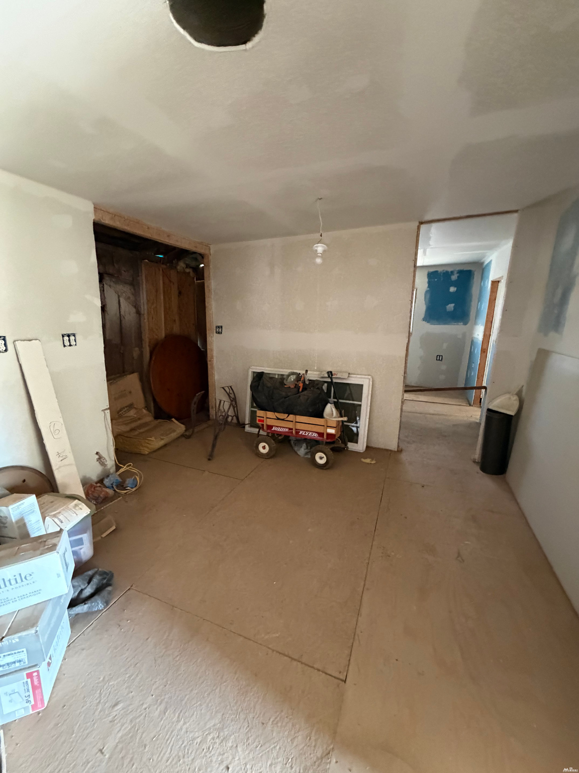 206 S KANSAS AVE — photo 5