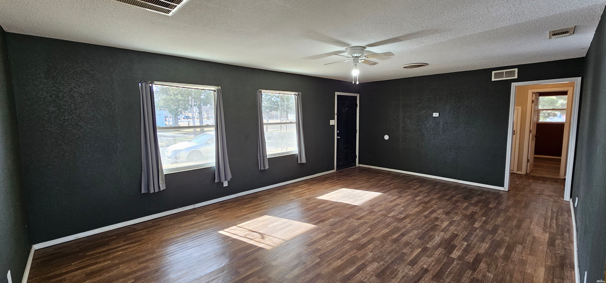 1613 Sheldon ST — photo 4