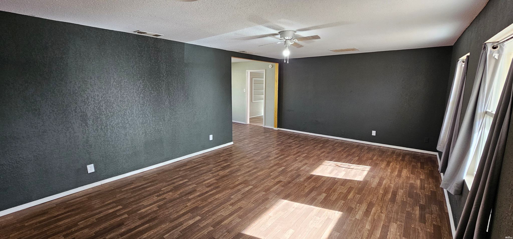 1613 Sheldon ST — photo 3