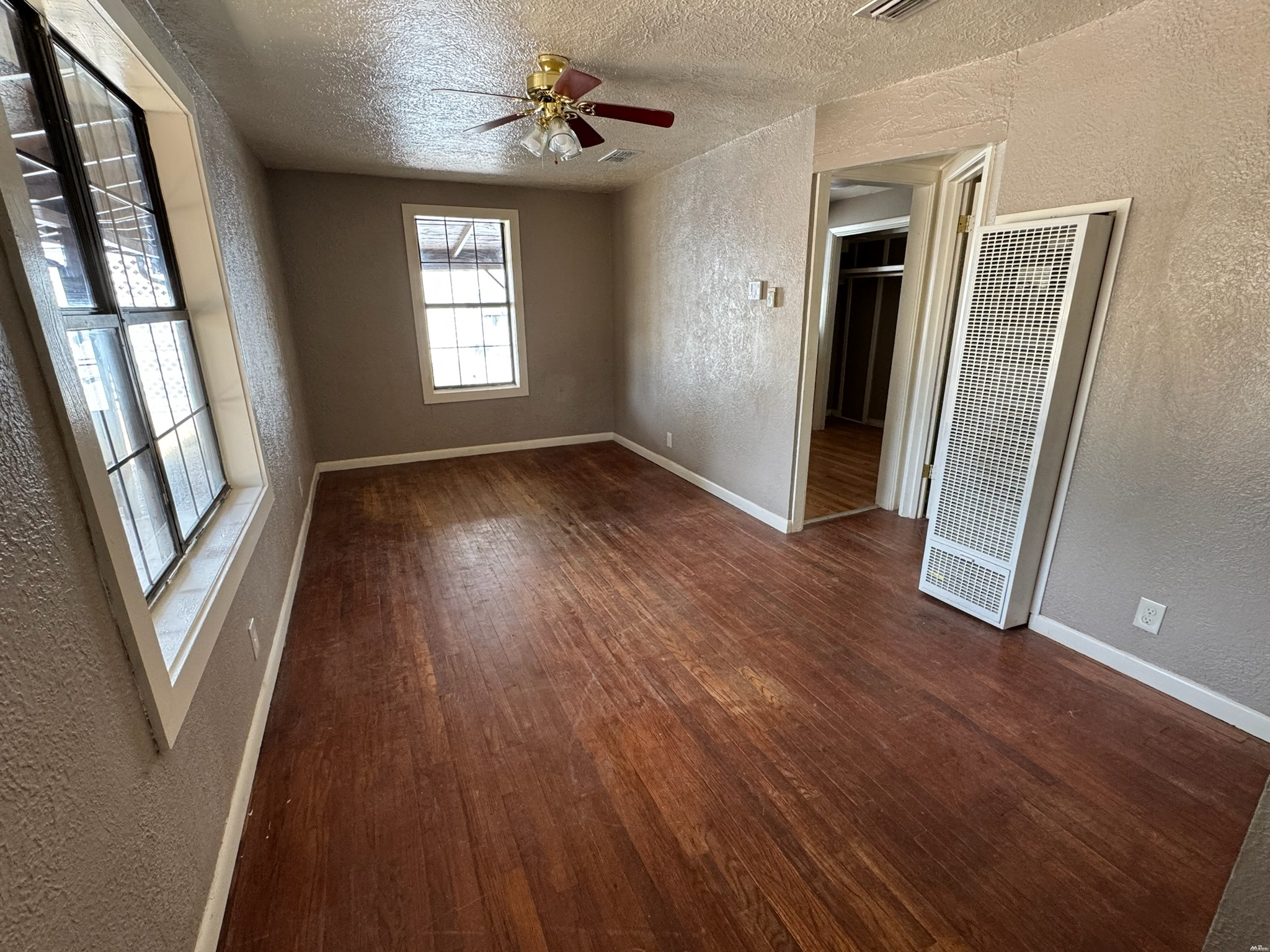 503 Sycamore Ave. — photo 4