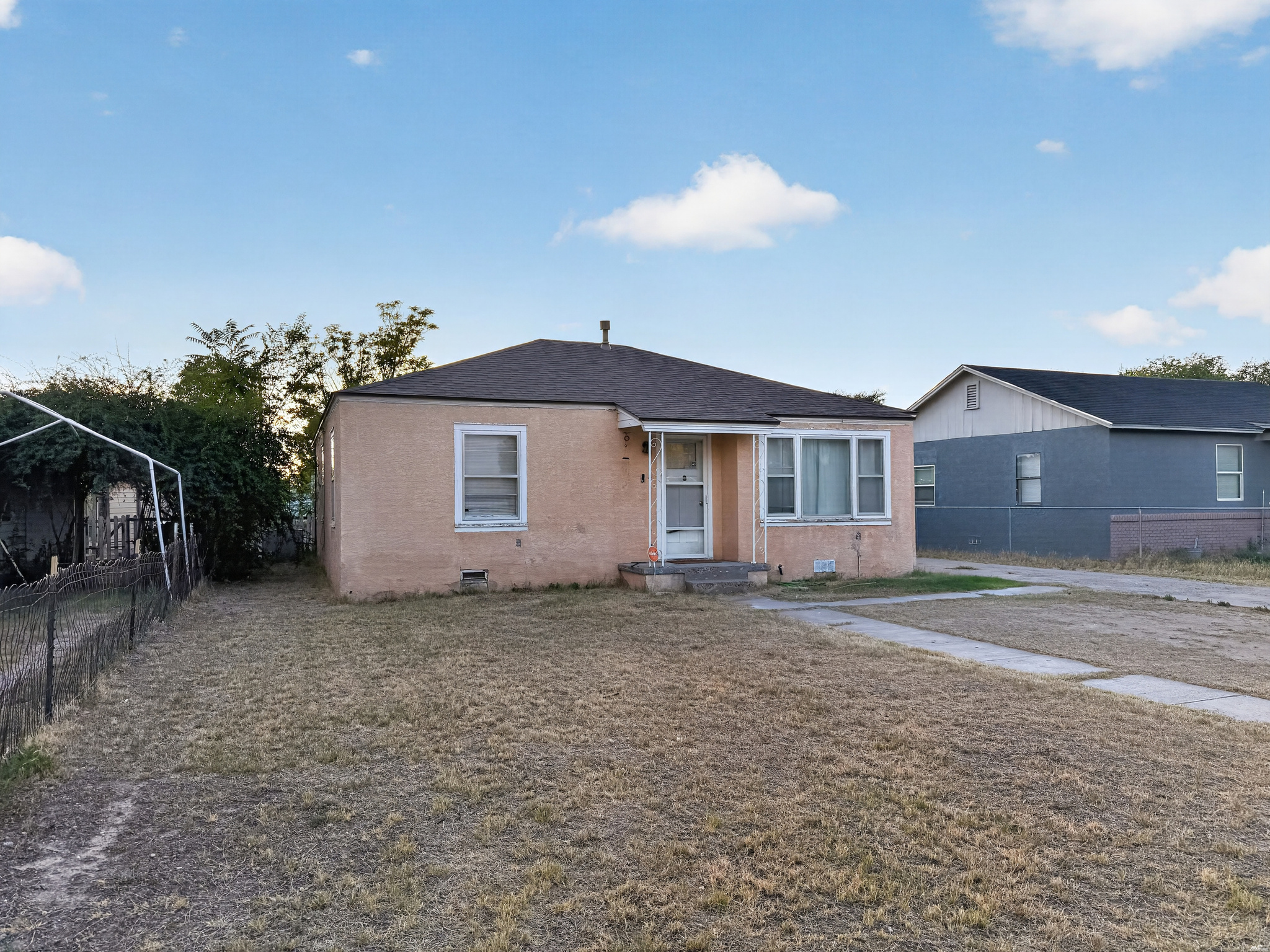 1712 N Kansas Avenue — photo 3