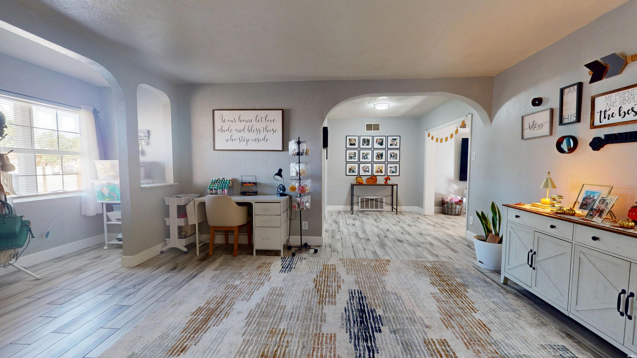 1707 S Stanton — photo 4