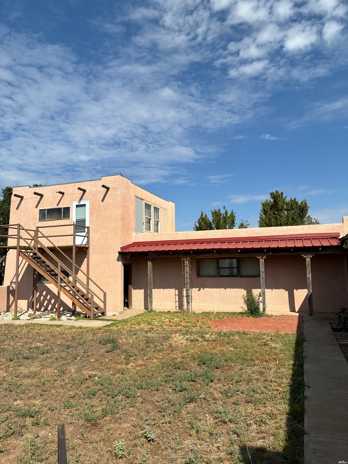 2203 S Brown Rd — photo 2