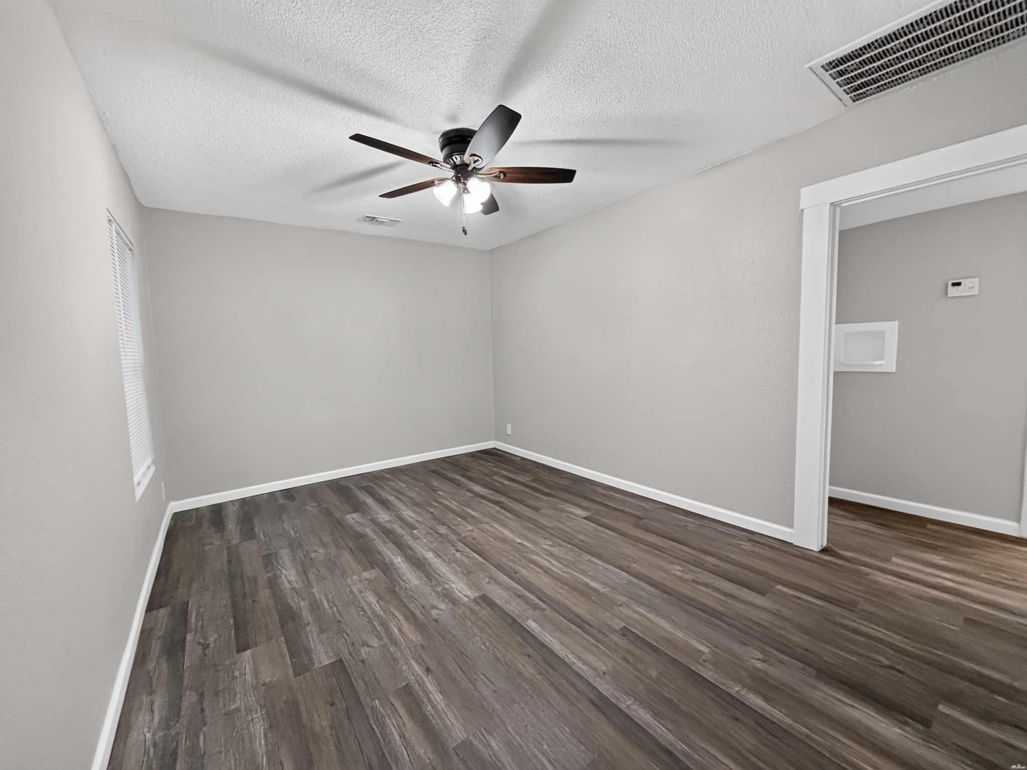 406 S Union Ave — photo 4