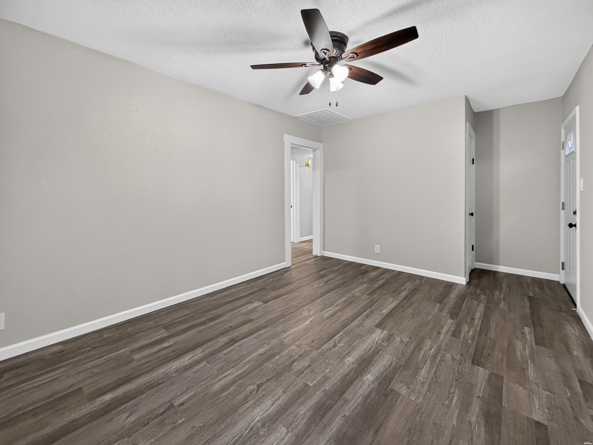 406 S Union Ave — photo 5