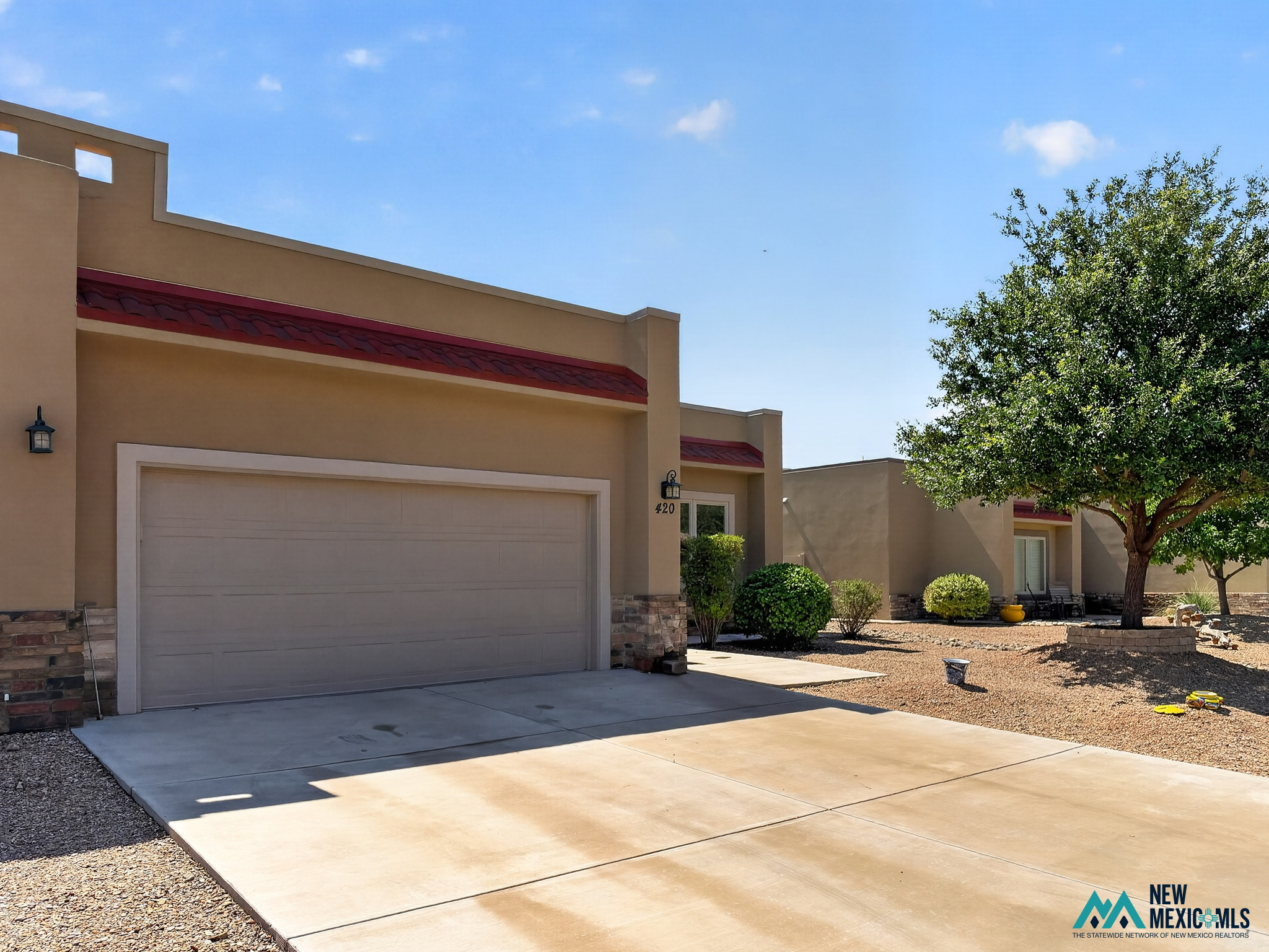 420 Viale Bond St — photo 2