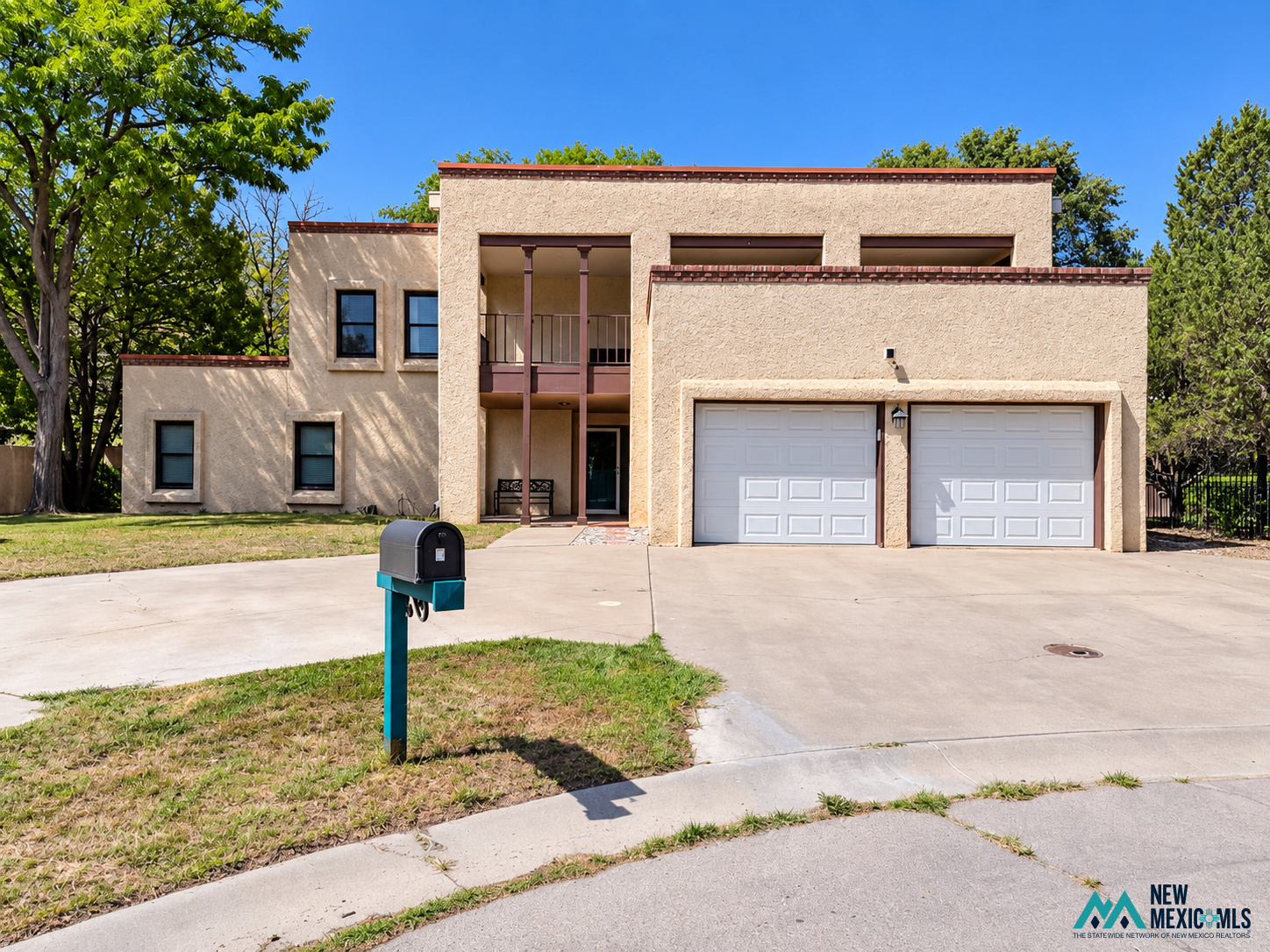 4 Robins Nest Pl — exterior
