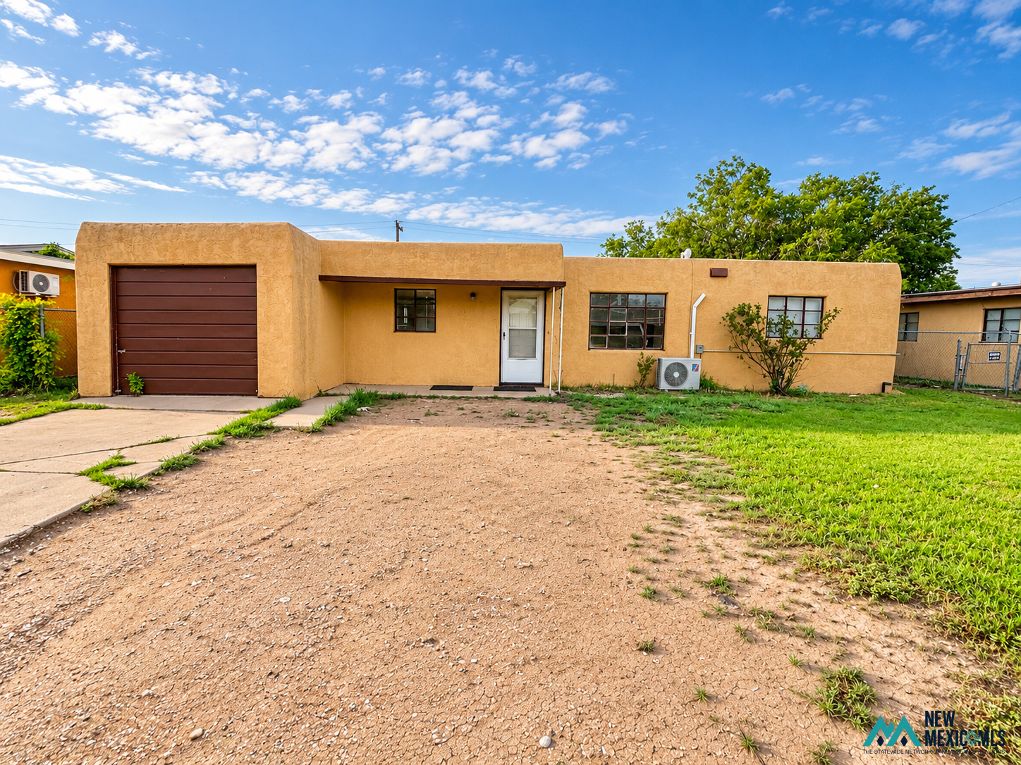 304 S Sycamore AVE — exterior