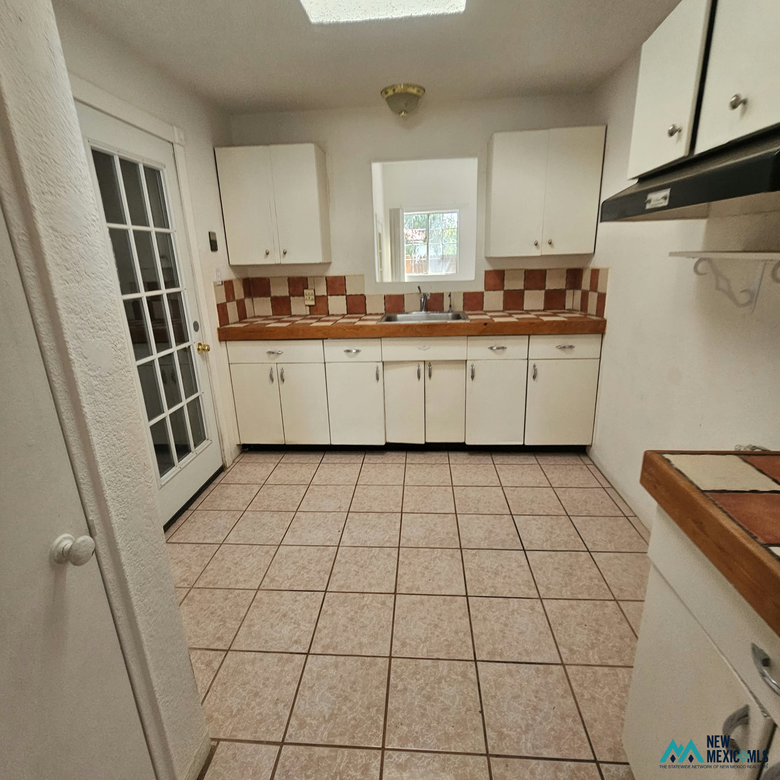 15 Barlow PL — photo 3