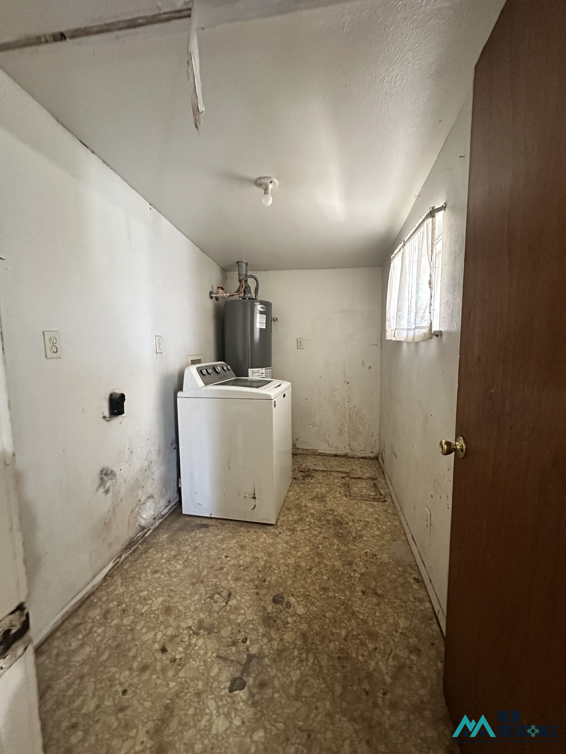 2713 Emerald DR — photo 4