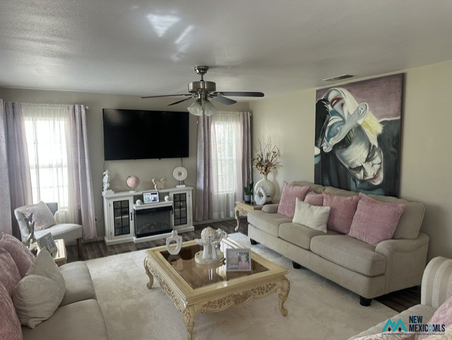 812 Halagueno St — photo 3