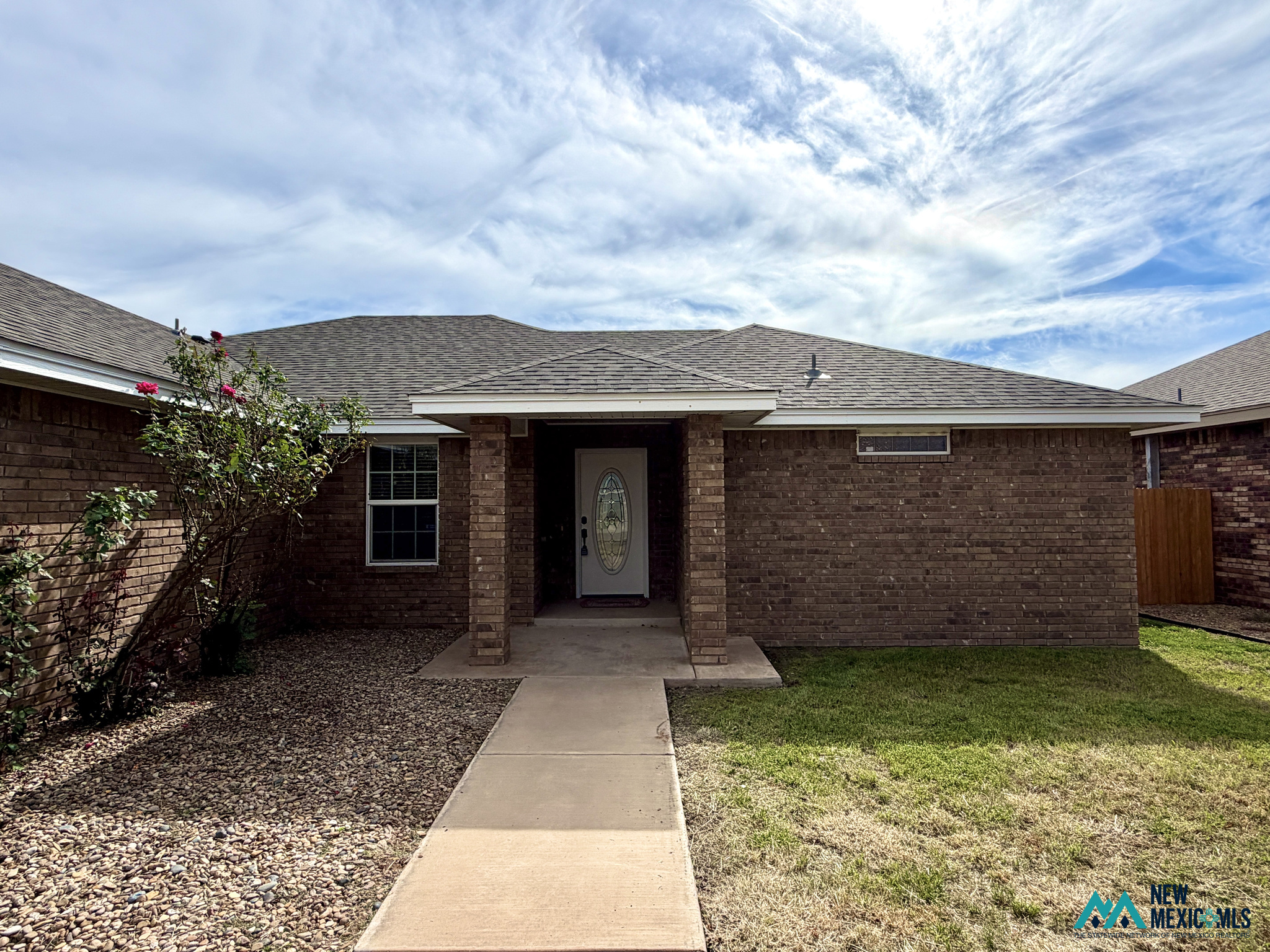 2421 Flagstone Dr — photo 4