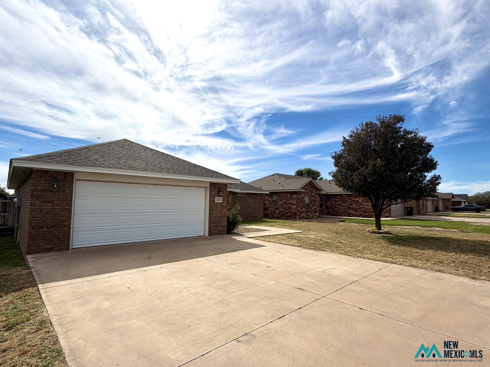 2421 Flagstone Dr — photo 3