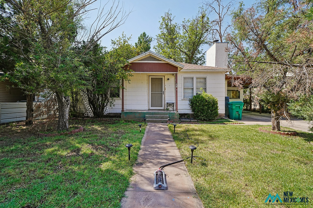 401 Mariposa St
