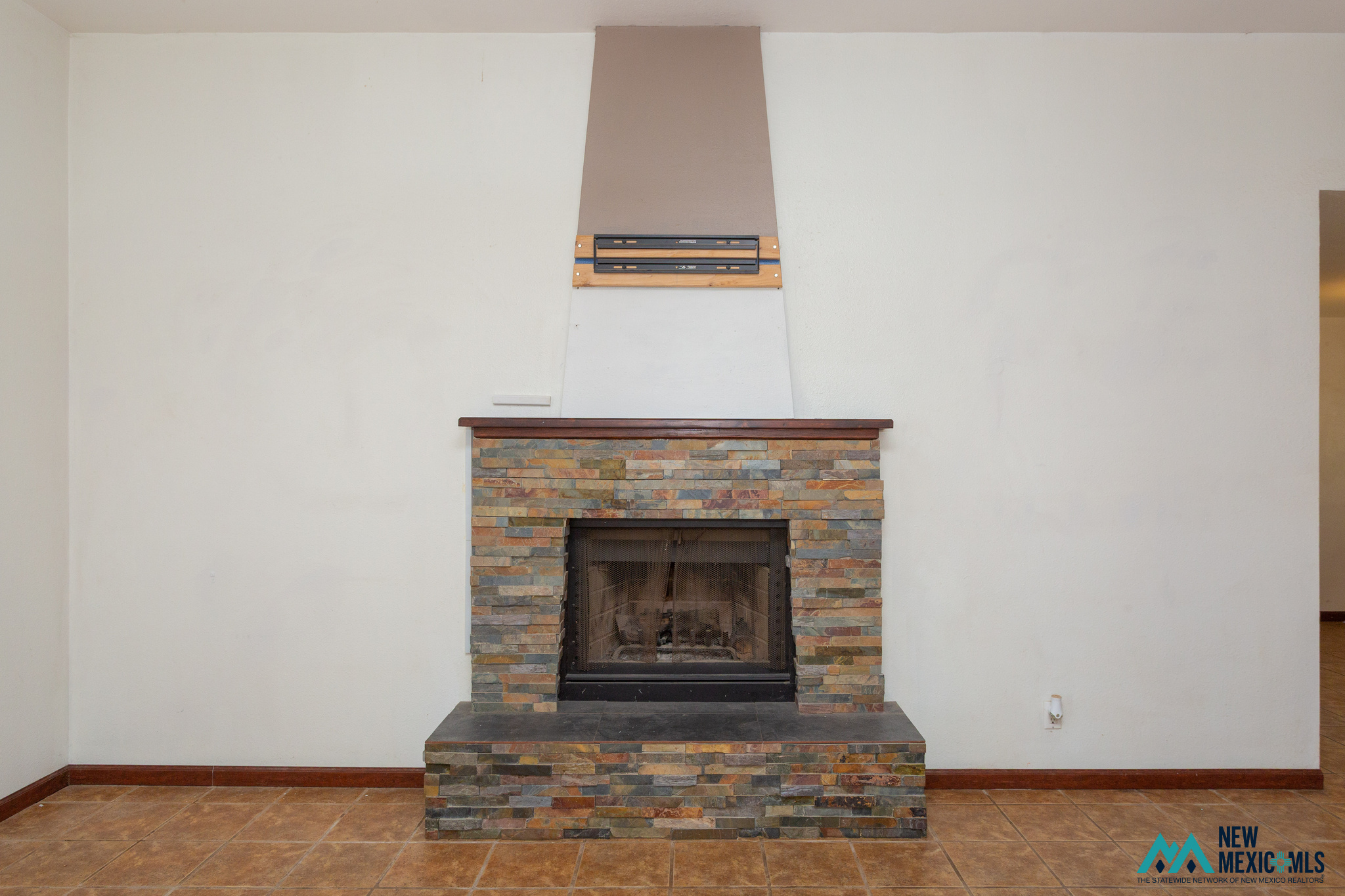 1009 Ivy Dr — photo 5