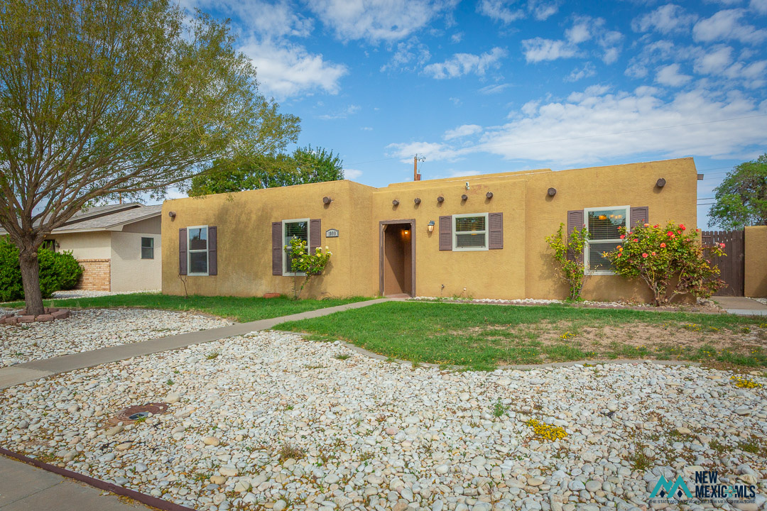 1009 Ivy Dr — photo 2
