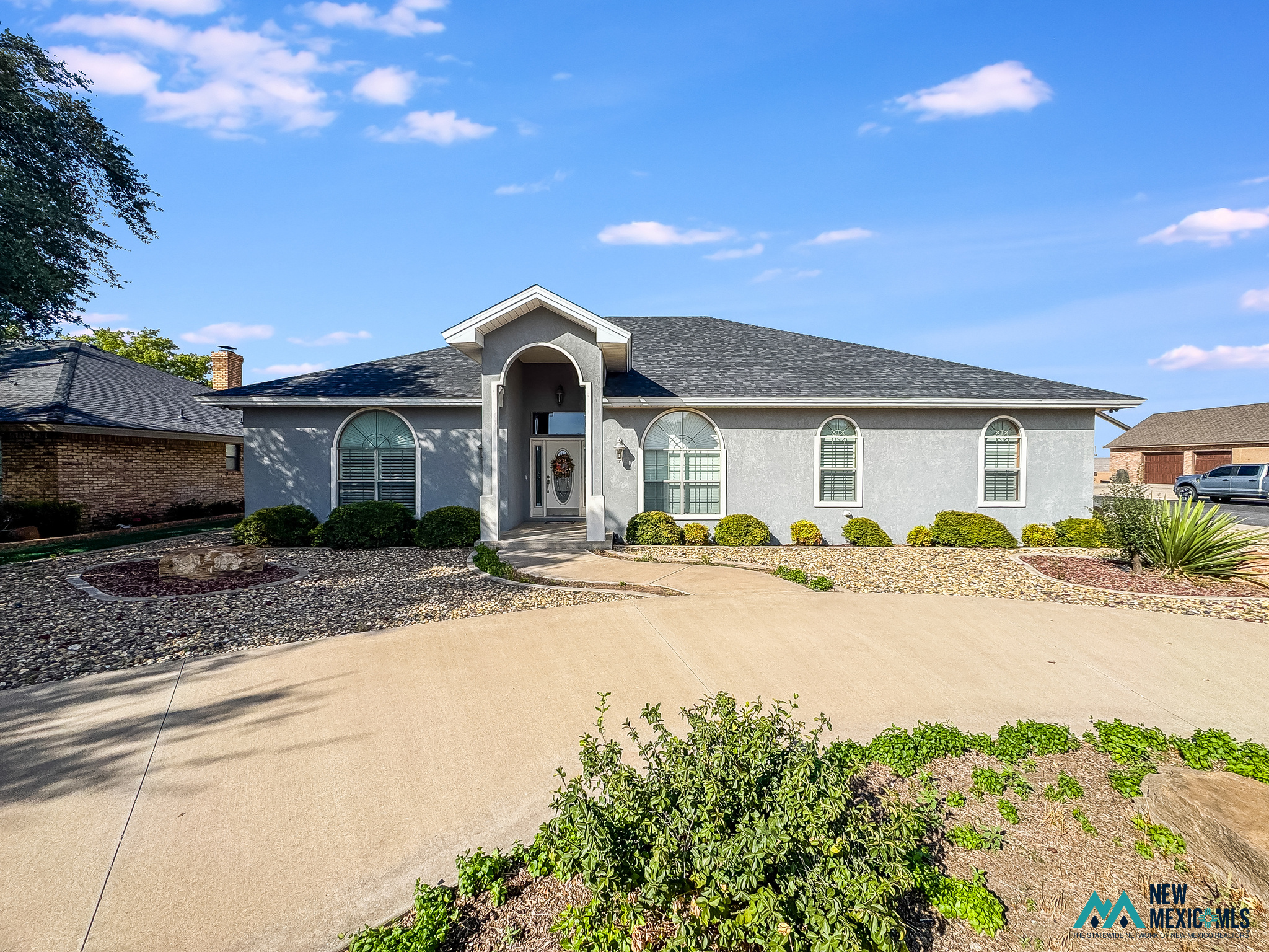 1302 Brittany Dr